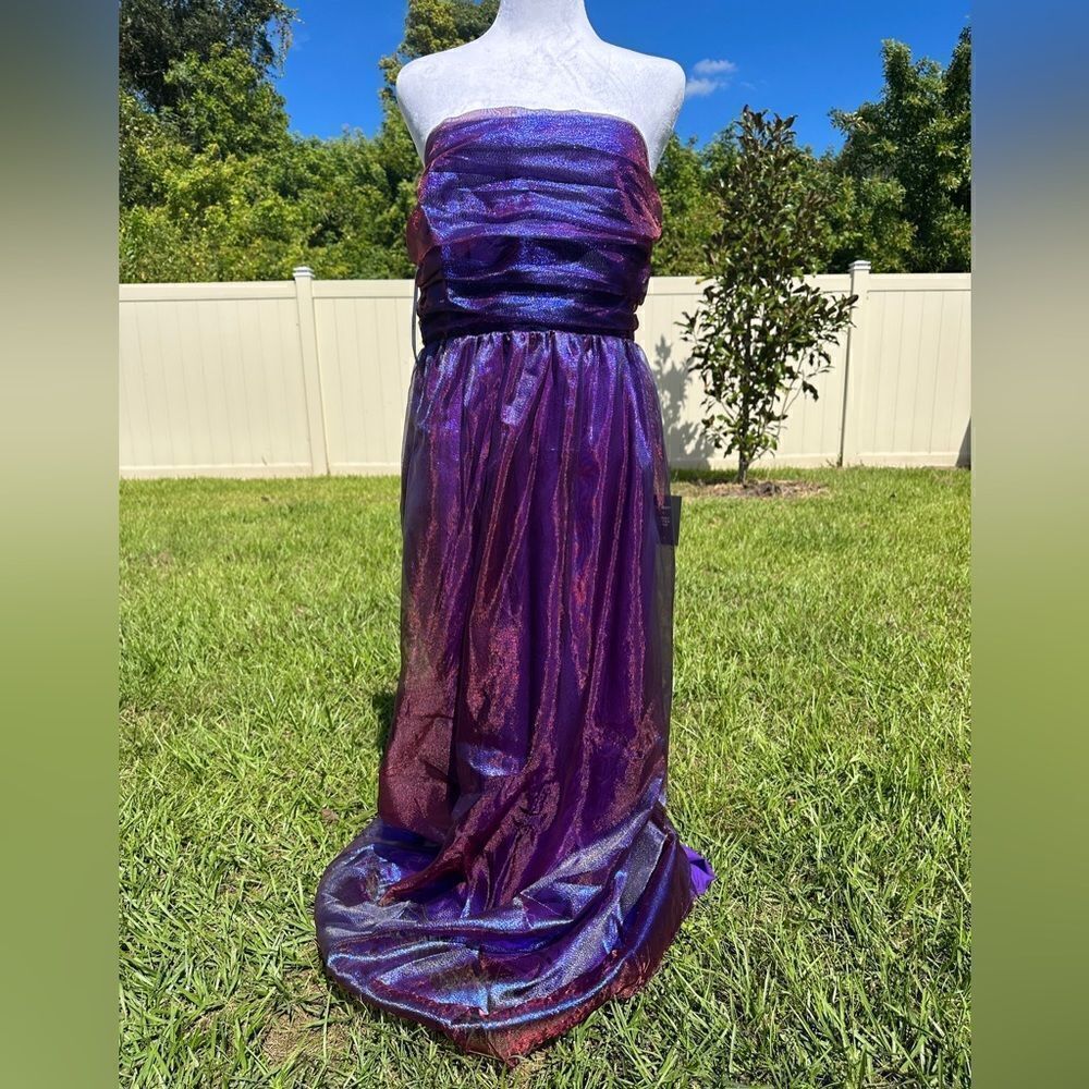 NWT Lulu’s beyond precious iridescent blue strapless organza dress Sz L